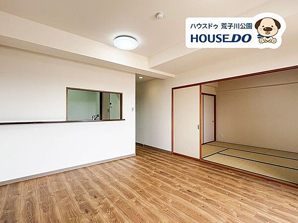 リビング/ダイニングを拡大表示