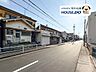 外観：前面道路含む現地写真