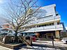 周辺：中川小学校 380m