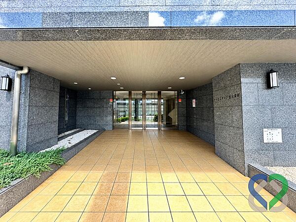 エントランスを拡大表示