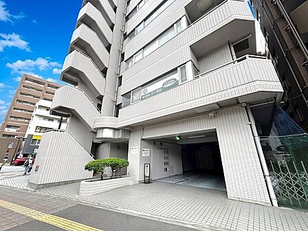 【外観】4駅4路線利用可能な好立地!「イオンスタイル東神奈川店」徒歩2分!周辺に買い物施設の揃った、住みやすい環境。お気軽にお問い合わせください。