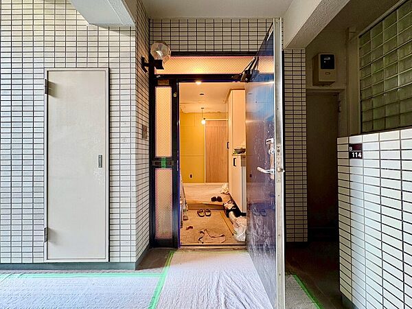 玄関