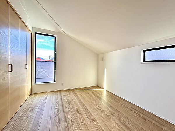 洋室を拡大表示