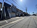 主要道路に面し...