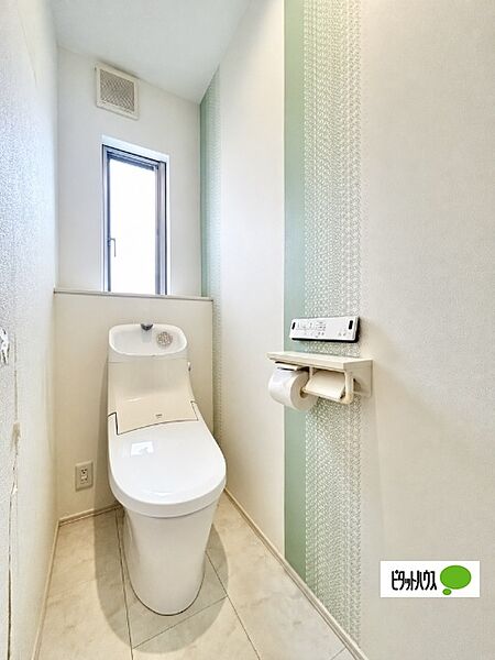 トイレを拡大表示
