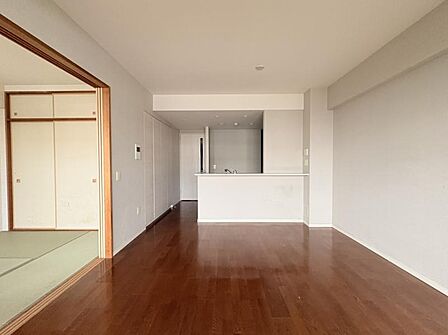 室内は大変きれいで、すぐに生活を始めていただけます。