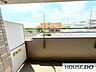 バルコニー：バルコニーの様子です。洗濯物を干すスペースも確保できます。