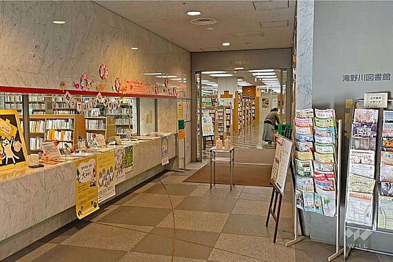 滝野川図書館の...