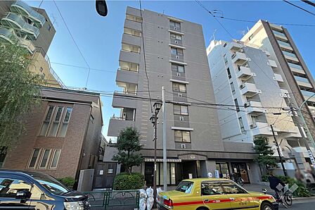 千駄木リリエンハイムの外観(北東側から)