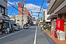 周辺：敷地の東側前面道路（南側から）