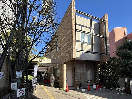 本郷図書館の外観