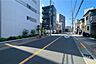 その他：敷地北東側の前面道路