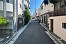 その他：敷地北西側の前面道路