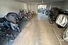 駐車場：屋内駐輪場
