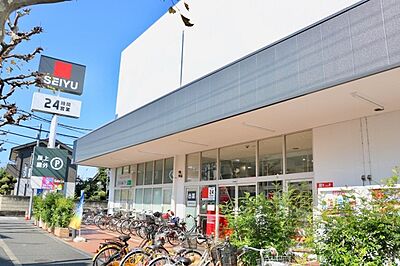 周辺:西友青井店(182m) 周辺:西友青井店(182m)