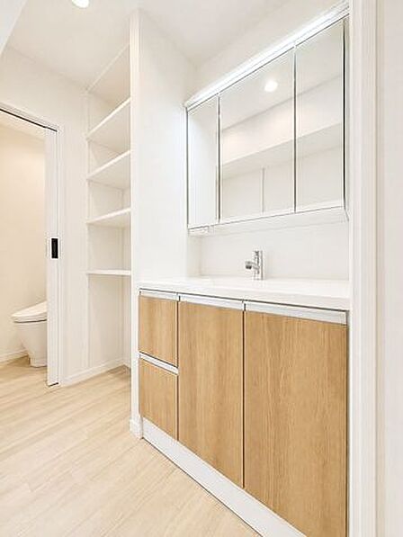 洗髪洗面化粧台、洗面所独立。※AI加工画像につき現状と異なります