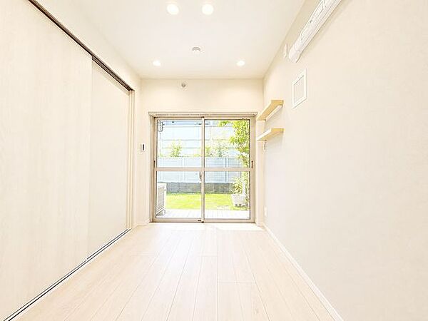洋室を拡大表示