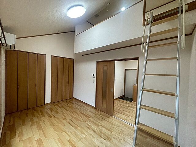 寝室