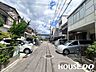 外観：前面道路含む現地写真