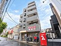 建物を別角度か...