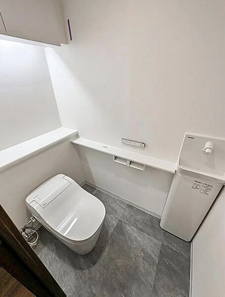 トイレを拡大表示