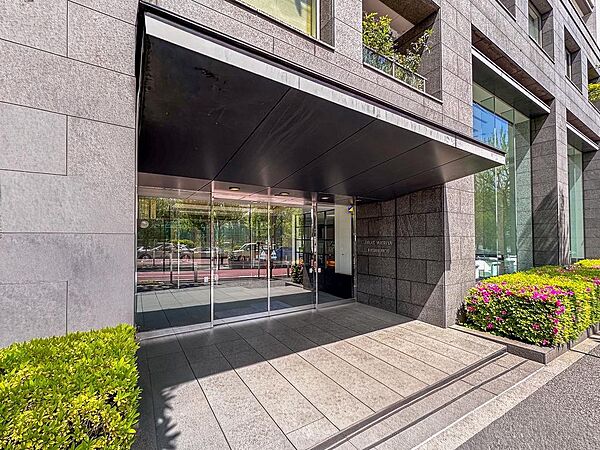 エントランスを拡大表示