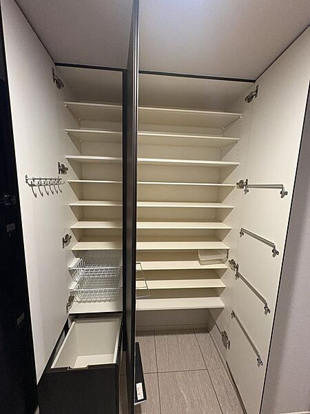 収納