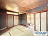 和室：落ち着いた雰囲気の和室です。客間や寝室として使いやすく、押入も備えています。畳のある空間は多目的にお使いいただけます。