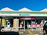 周辺：ファミリーマート吉祥院東前田店 340m