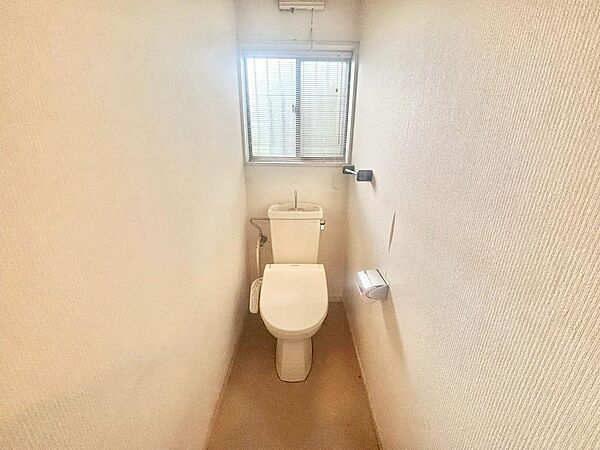 トイレを拡大表示