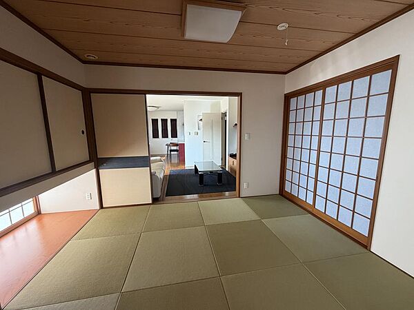 和室を拡大表示