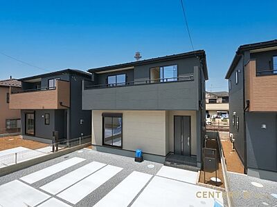 外観:【外観】太陽の恵みが感じられる東南向きの住まい!心地よい住空間でご家族の笑顔も増えそうです 外観:【外観】太陽の恵みが感じられる東南向きの住まい!心地よい住空間でご家族の笑顔も増えそうです