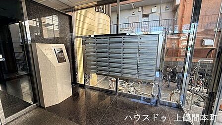 毎日の郵便物受け取りに便利な集合ポスト。
