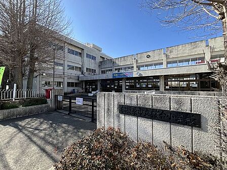 桜台小学校 510m
