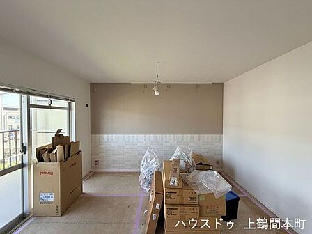 リビング　リフォーム中です。