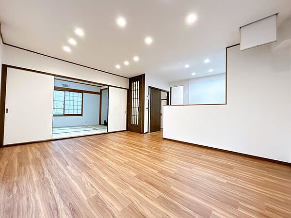 リビング/ダイニング