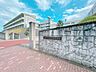 周辺：名取市立みどり台中学校まで徒歩28分。お友達とおしゃべりしながら歩くのにちょうどいい距離ですね。 2200m