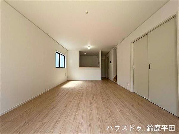 リビング/ダイニングを拡大表示