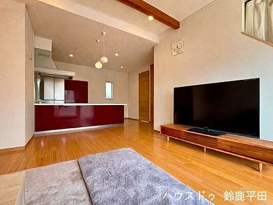リビング/ダイニング 四日市市山城町　中古一戸建て