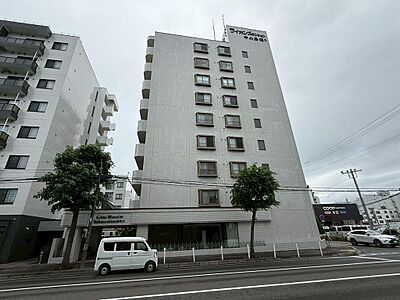 外観:地下鉄「中の島」駅徒歩8分! 外観:地下鉄「中の島」駅徒歩8分!