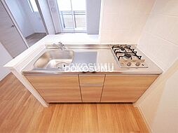 毎日の料理が楽しくなる、機能性とデザインを兼ね備えた空間。