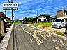 外観：前面道路含む現地写真