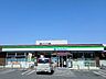 周辺：ファミリーマート 　佐野富岡店 670m