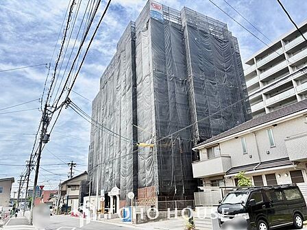 ただ『 住む 』だけじゃない! 気持ち良く住んで欲しい気持ちをこめて・・・。 お家の事、街の事、お金の事、 何でも相談して下さい♪