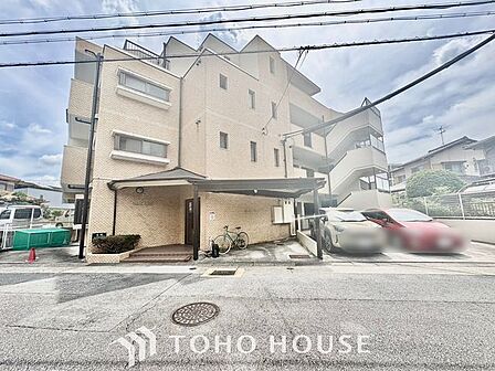 ただ『 住む 』だけじゃない! 気持ち良く住んで欲しい気持ちをこめて・・・。 お家の事、街の事、お金の事、 何でも相談して下さい♪