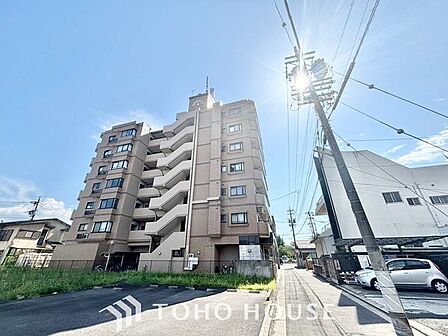 快適に過ごす条件は、一人ひとり違います。だからこそ飾り過ぎないシンプルな内装と偏り過ぎないデザインで統一しております。居住していく中でオーナー様だけの【マイホーム】に創り上げて下さい。