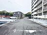 駐車場：【もう駐車場探しに迷わない】マンション内敷地内にゆとりある駐車スペースを確保。近隣の月極駐車場を探す手間や、雨の日の移動ストレスから解放されます。大切な愛車を、より身近で安心できる場所に。
