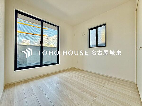 寝室を拡大表示
