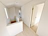 その他：階段を上がって部屋は３部屋！