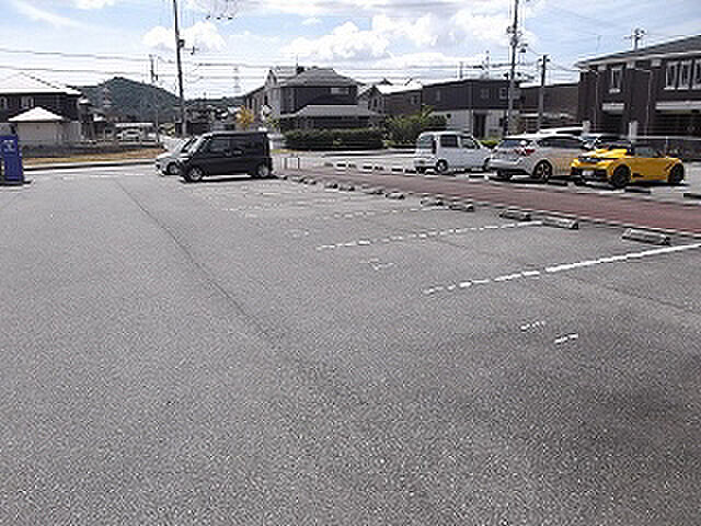 9 / 17